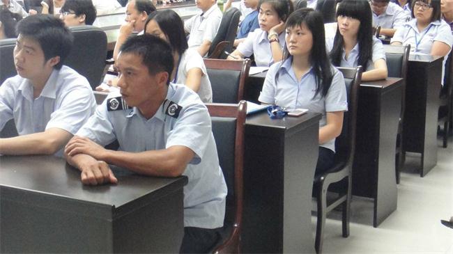 煒林納員工安全生產月之生產培訓