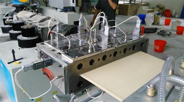 【江蘇】客戶0經驗 用我司pvc發泡穩定劑做木塑發泡墻板3次調試成功